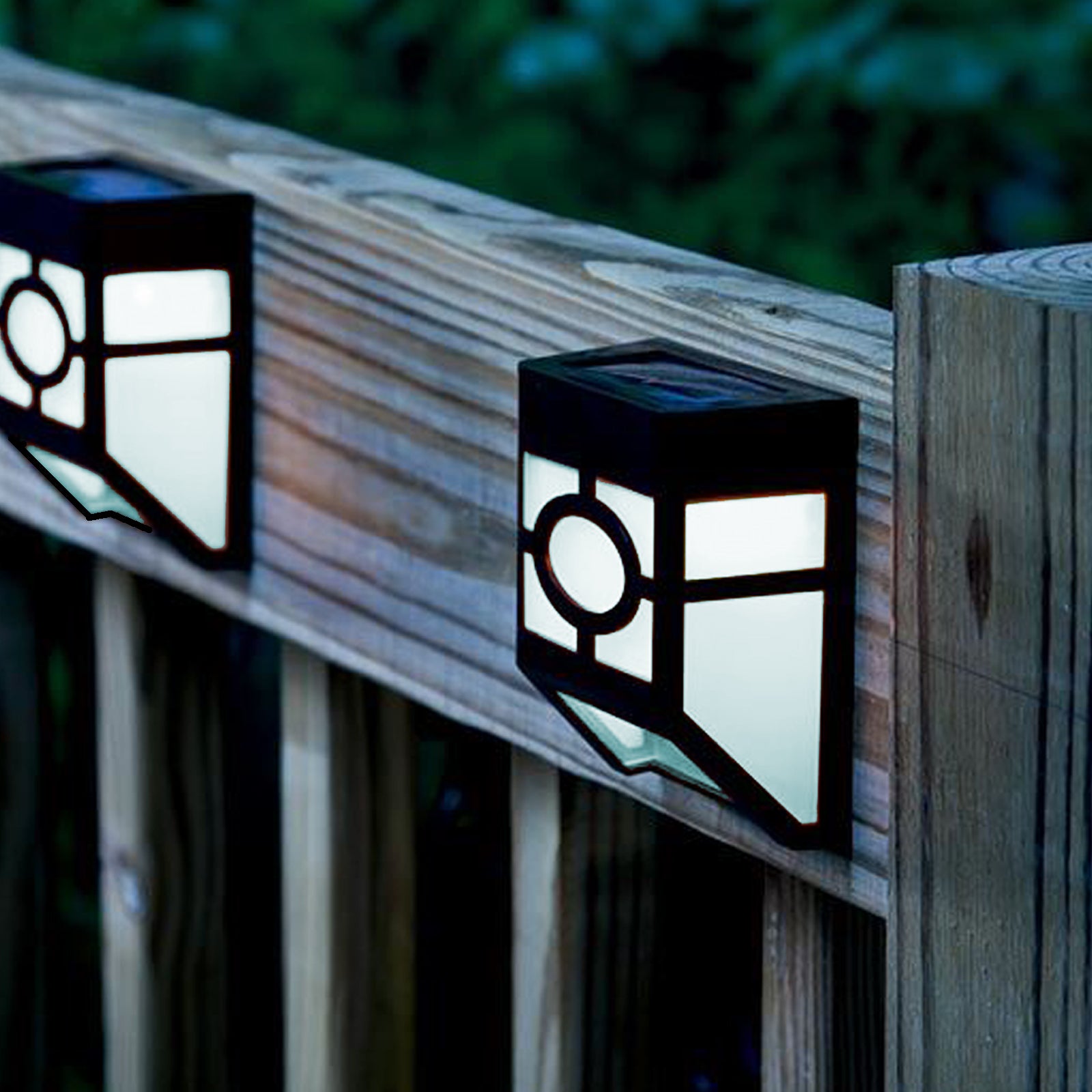 8 x Fence Lights Solar Powered LED Waterproof Outdoor Garden Patio Wall Pathway